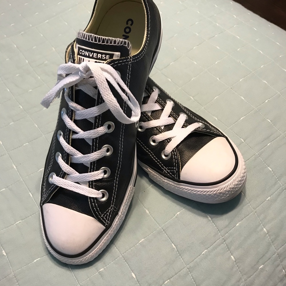 Men’s black leather Converse shoes